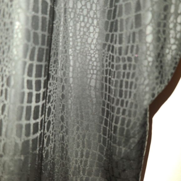 Black snake skin pattern leggings - Picture 2 of 2